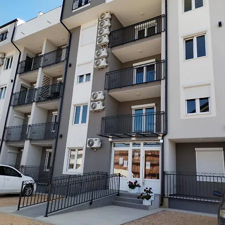 Jungle Srebrno Jezero Veliko Gradiste